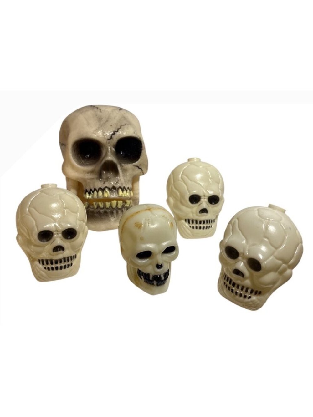 Set Of 5 Plastic Skull Decorations For Halloween Or Crafting Projects 2.5 - 4"